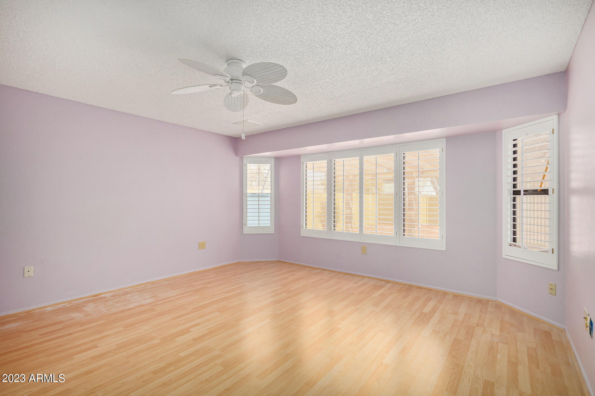 13839 W PINETREE Drive