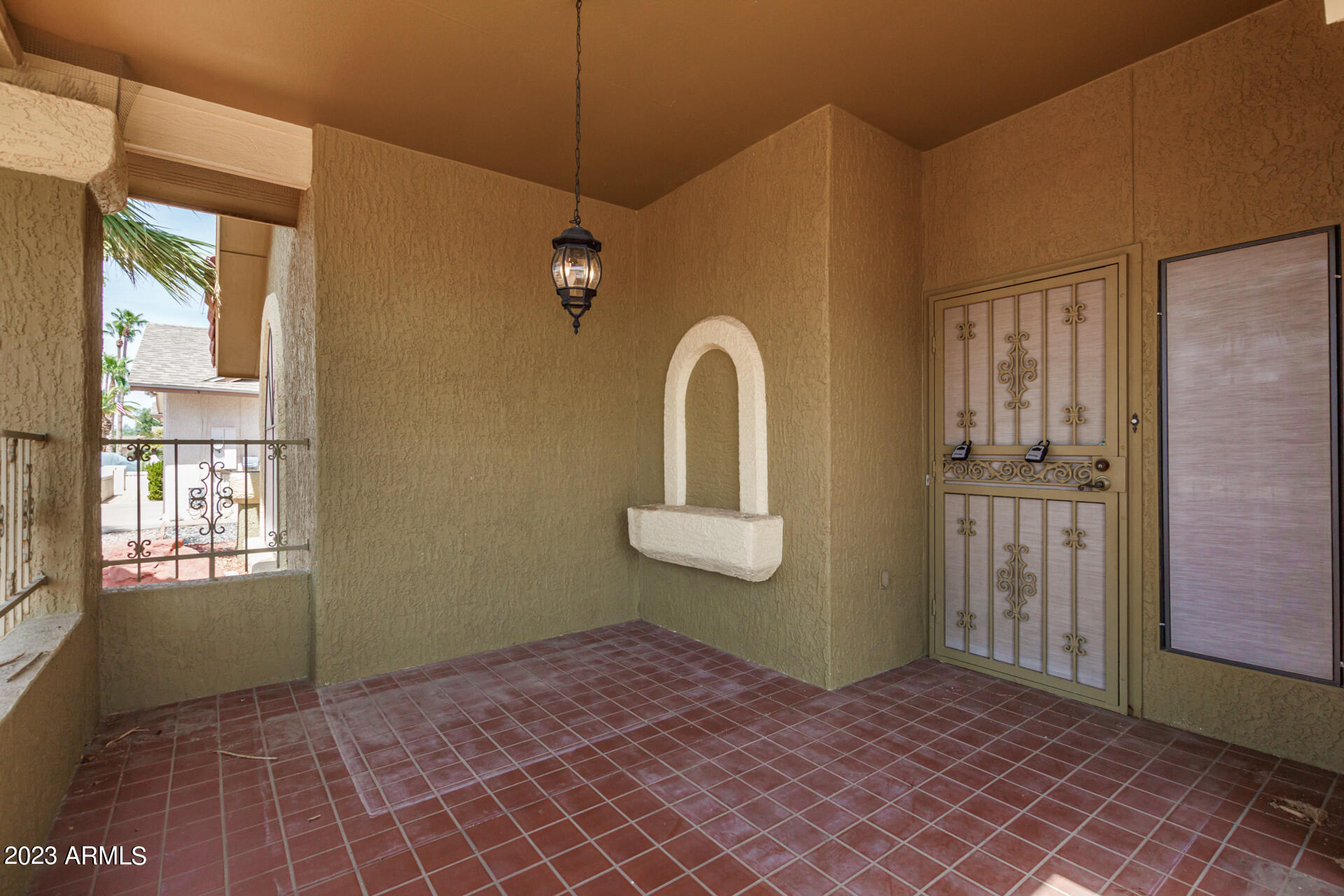 13839 W PINETREE Drive