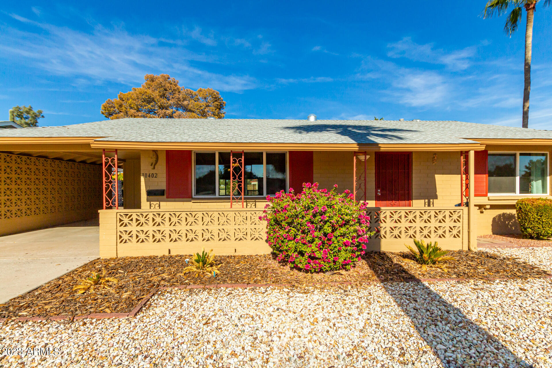 10402 W PEORIA Avenue