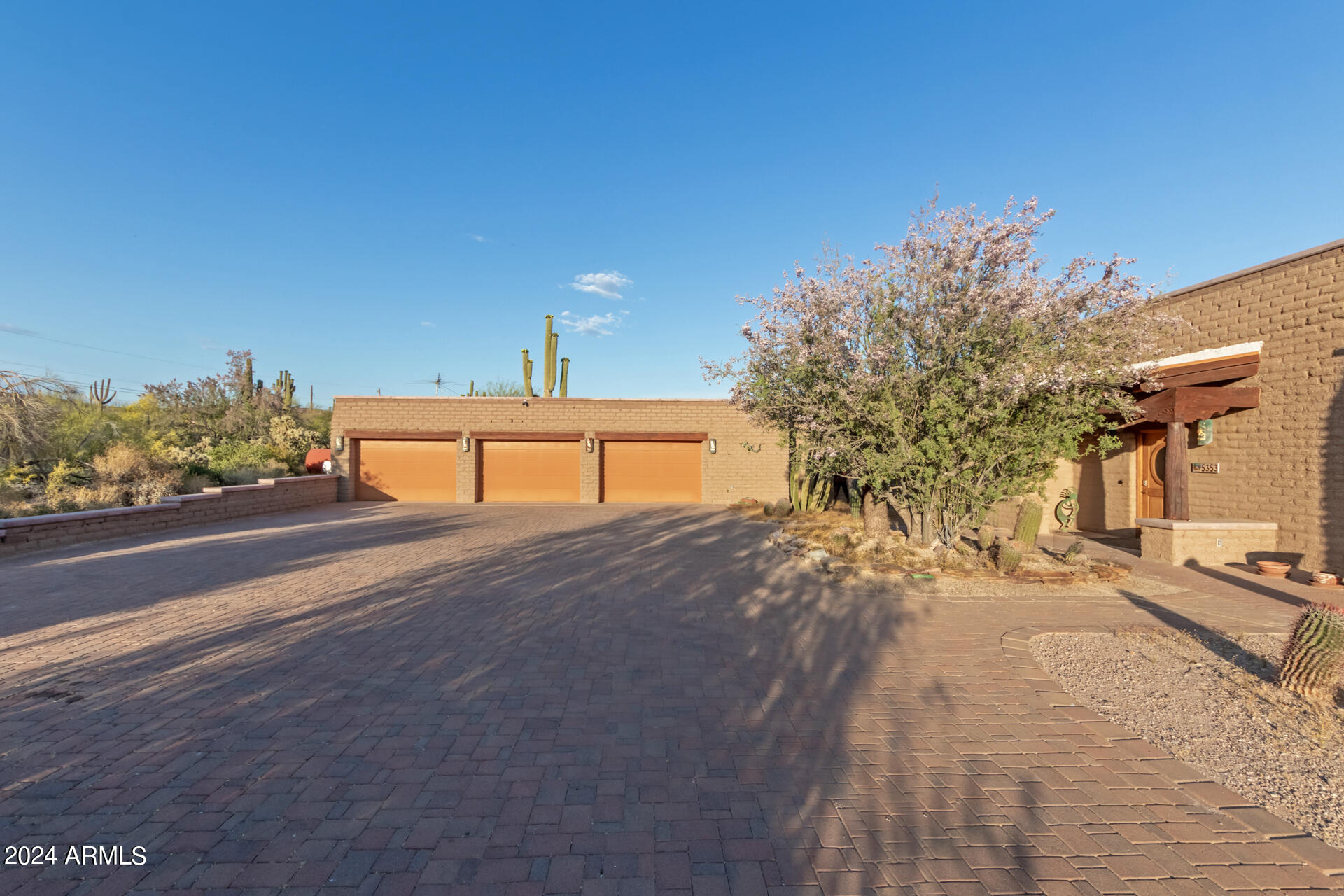 5353 N WINCHESTER Road