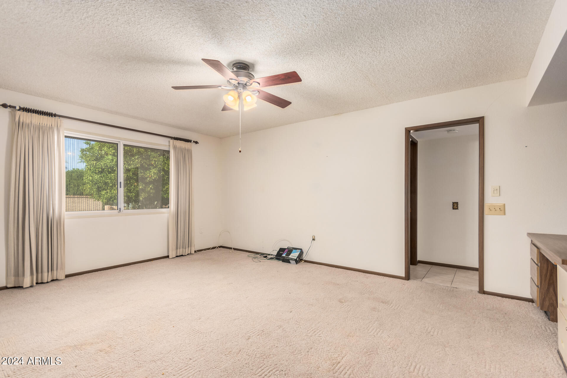 9818 W SILVER BELL Drive