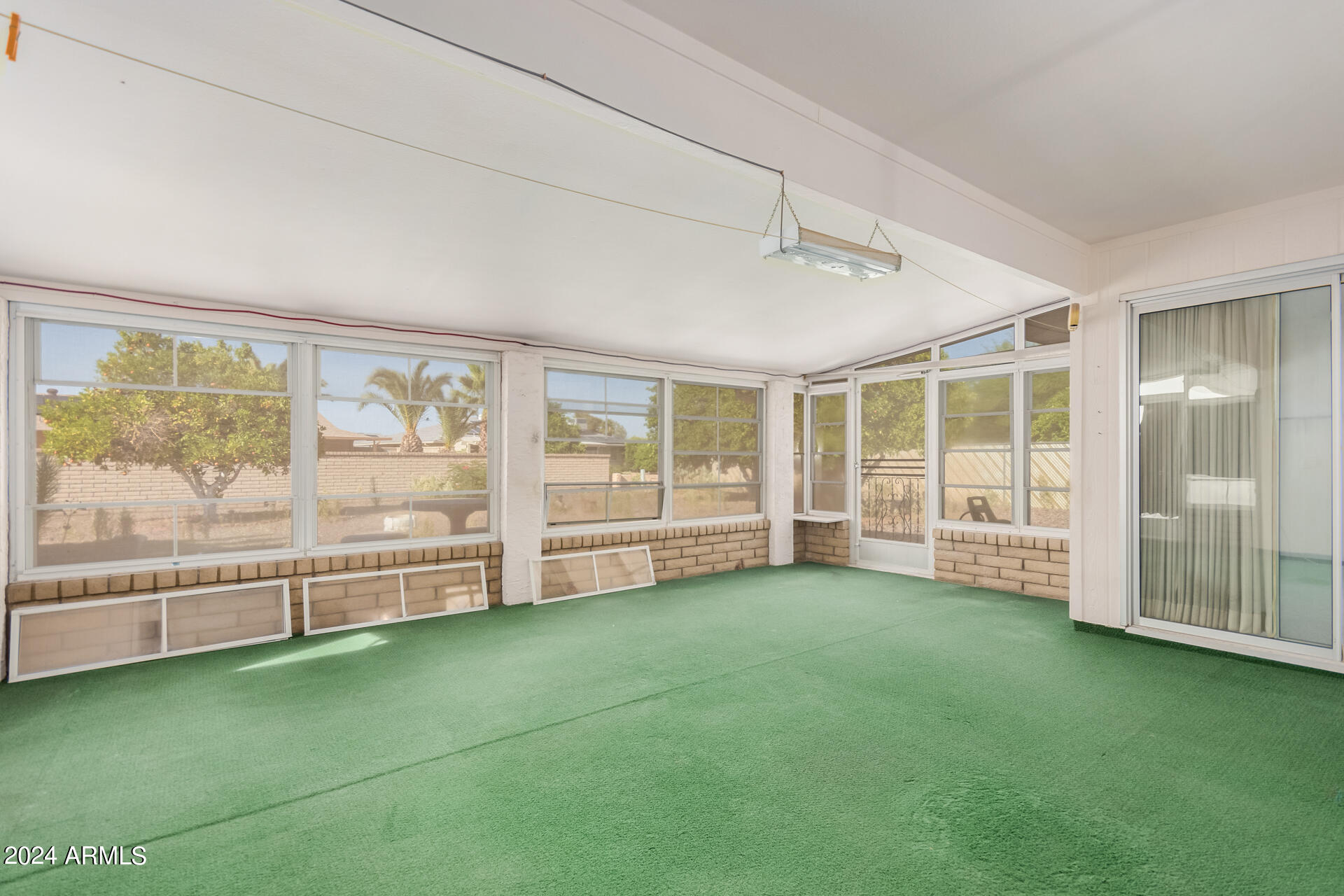9818 W SILVER BELL Drive