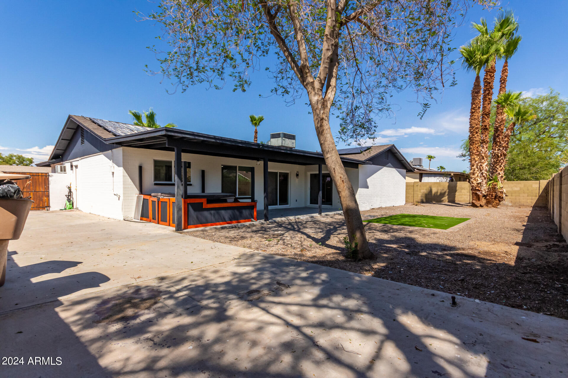 7933 W GREER Avenue