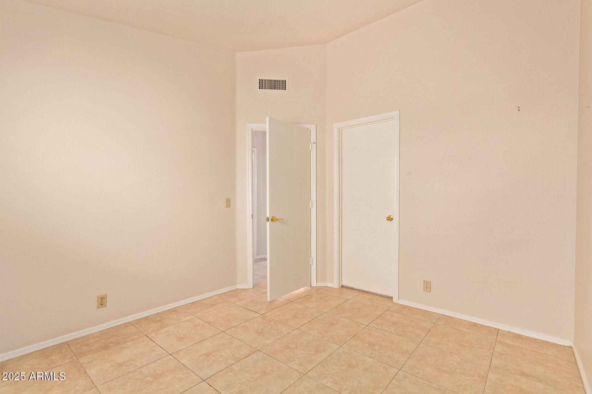 15305 N 85TH Drive