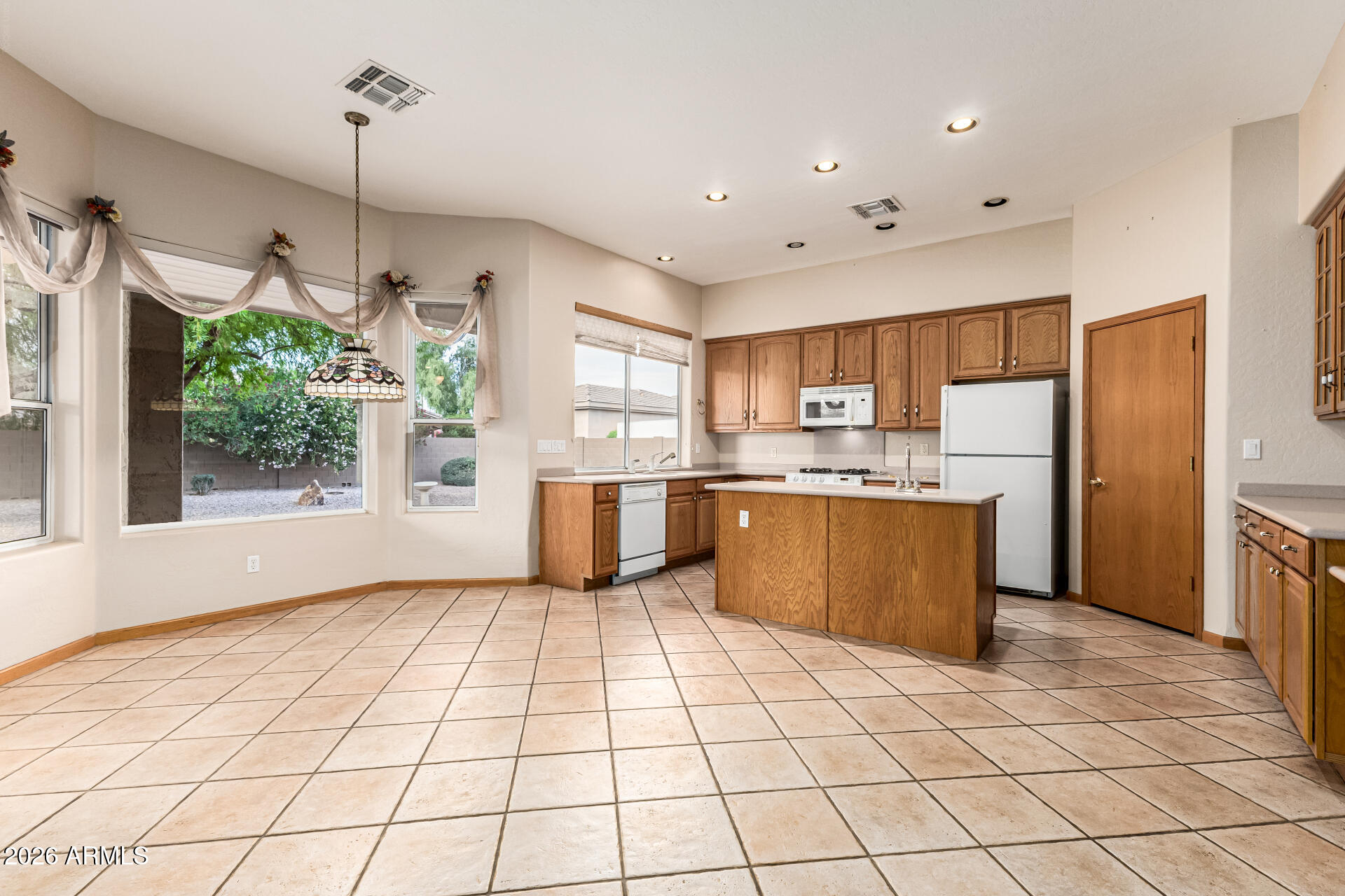 12724 W GEORGIA Avenue