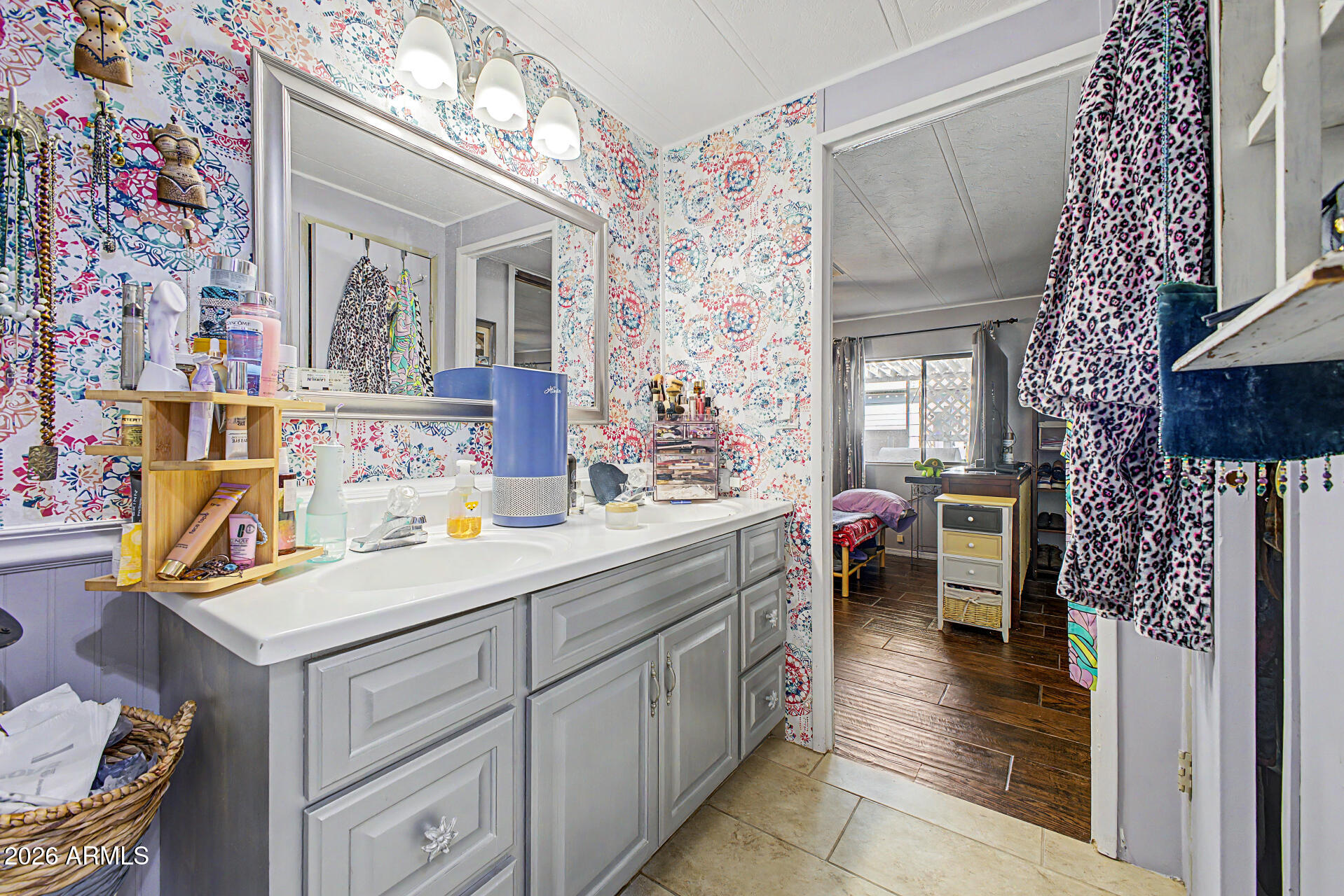 245 S 56TH Street 63