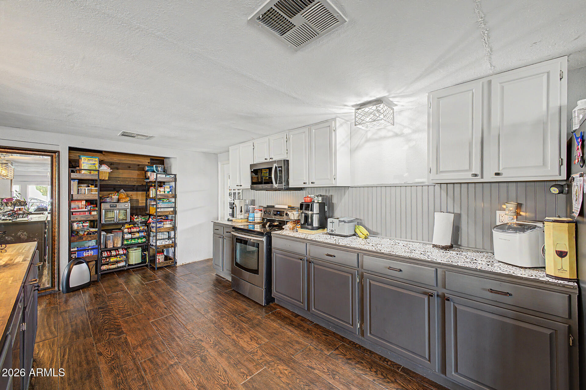 245 S 56TH Street 63