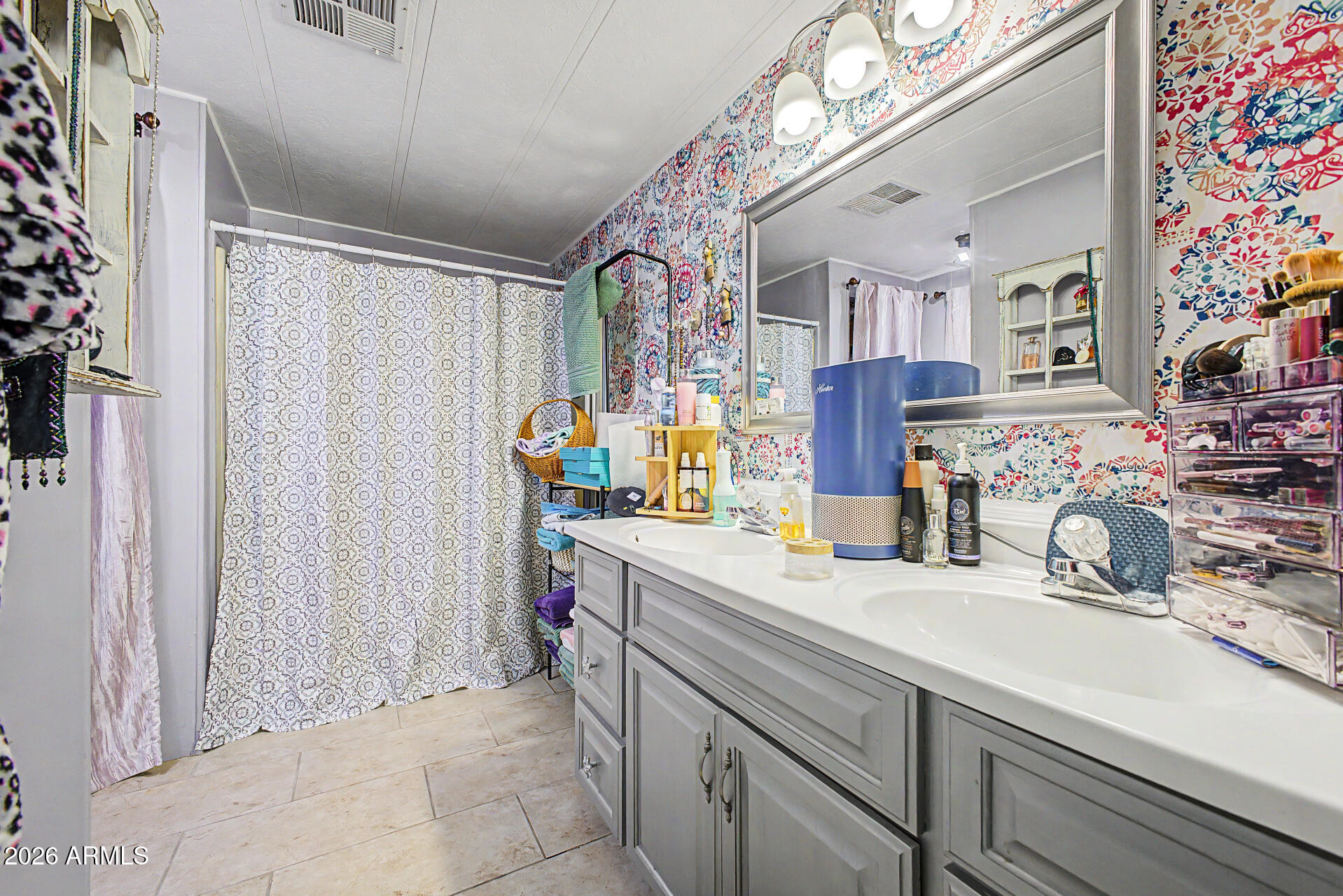 245 S 56TH Street 63