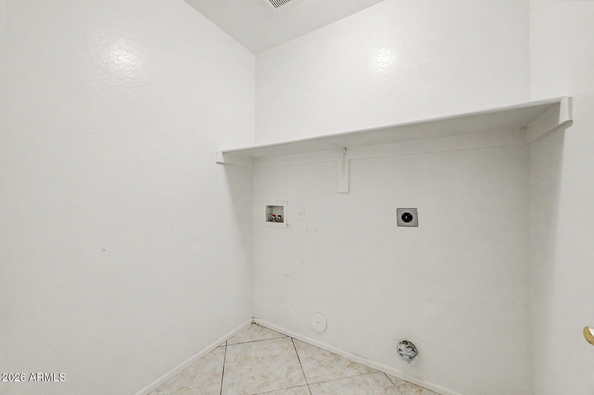 1024 E FRYE Road 1100