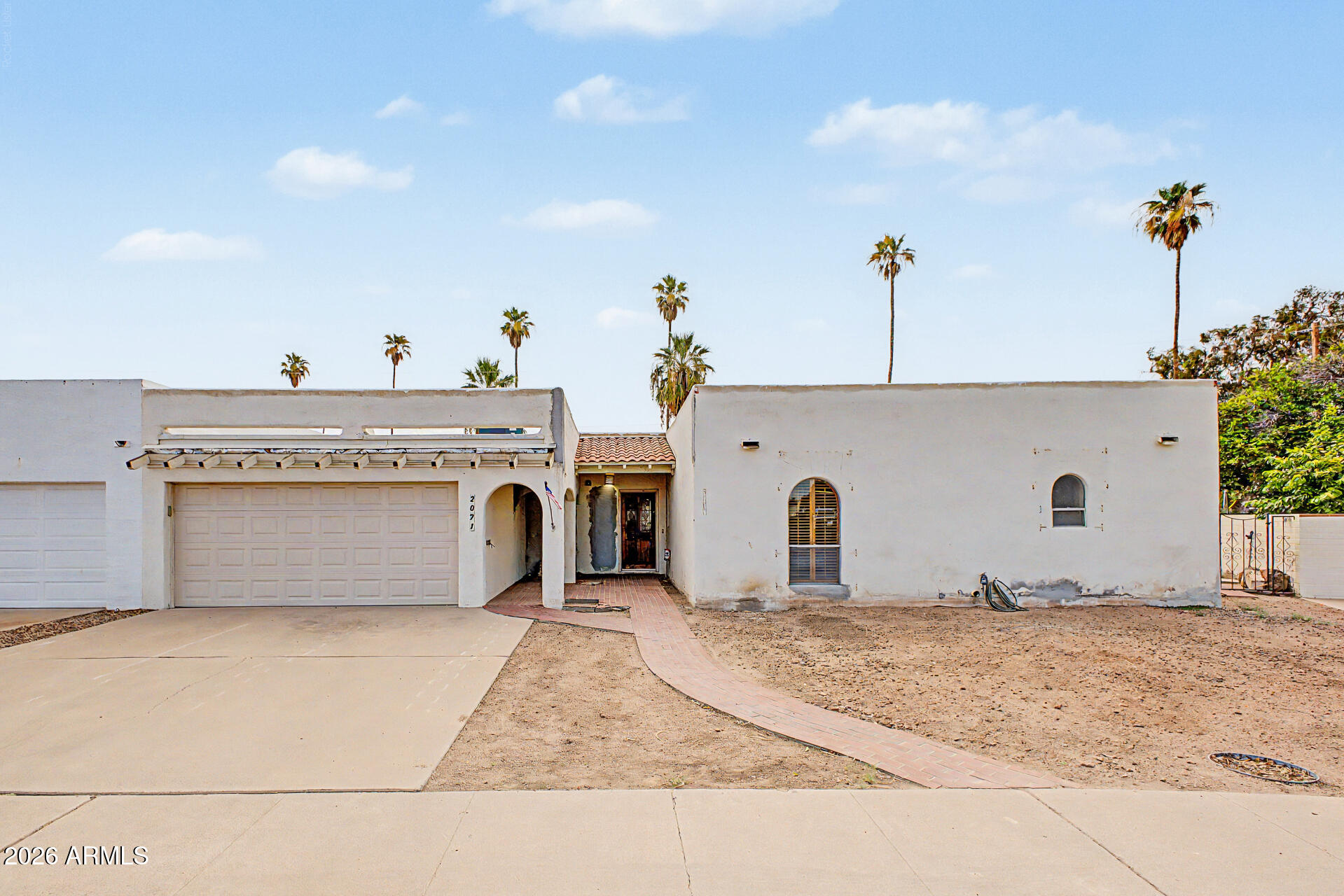 2071 E CAIRO Drive