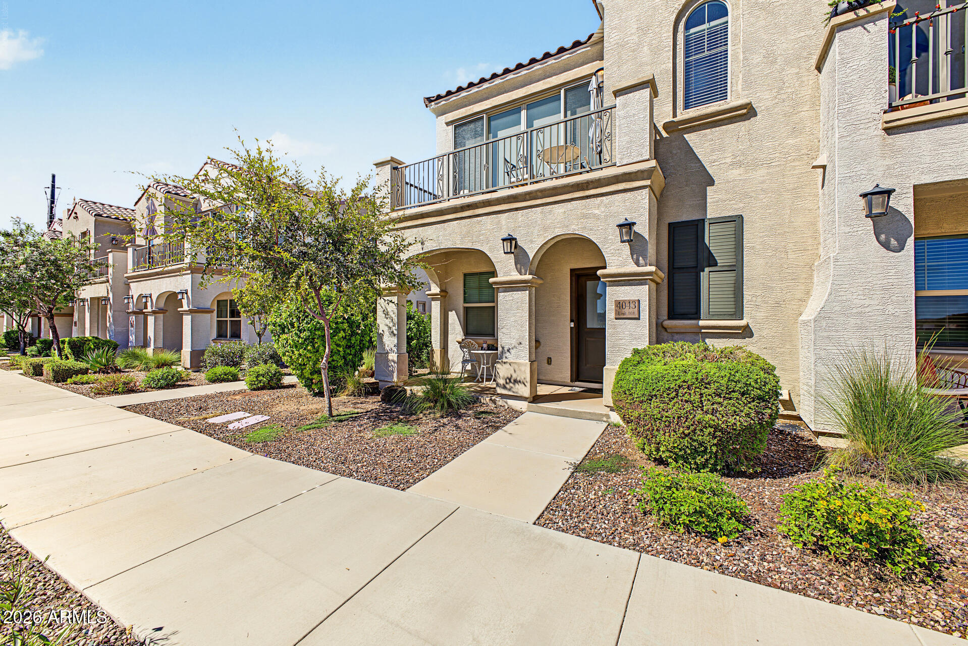4043 E Pony Lane