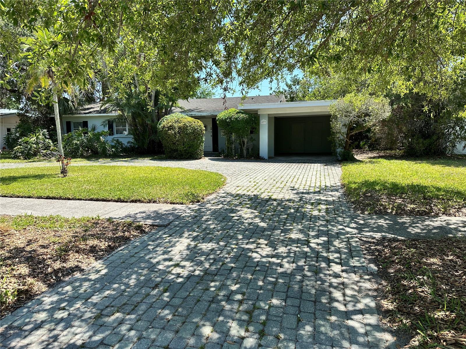 459 BAYVIEW DR NE