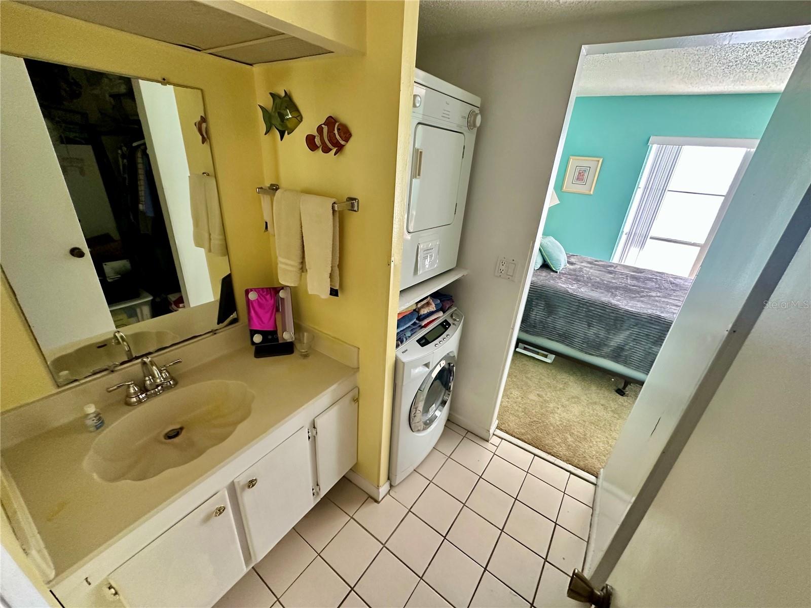 320 MEDALLION BLVD #G