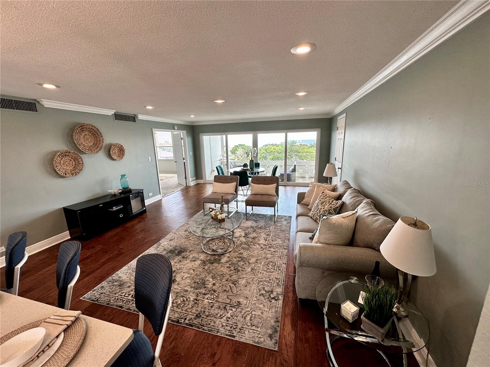 1365 SNELL ISLE BLVD NE #6E