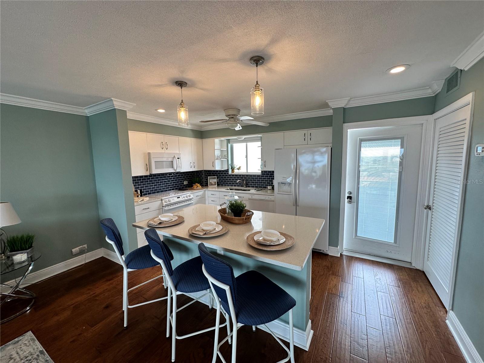 1365 SNELL ISLE BLVD NE #6E