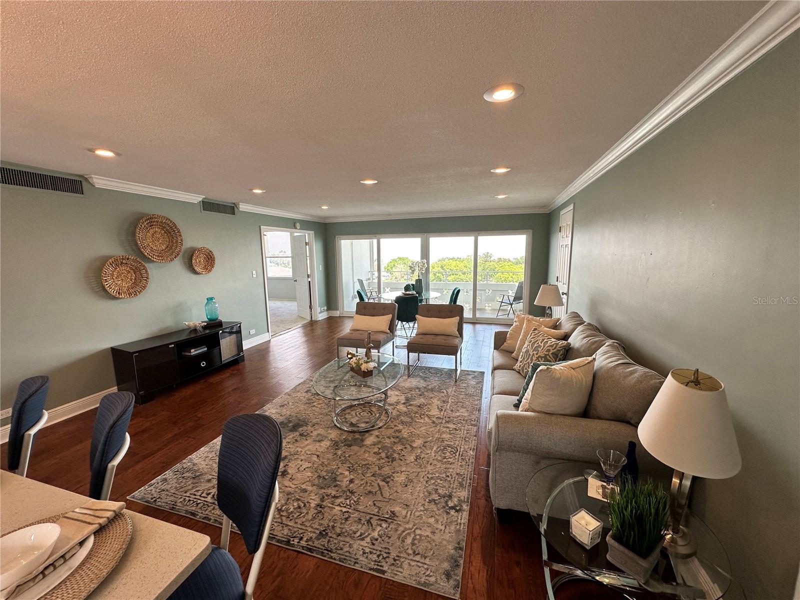 1365 SNELL ISLE BLVD NE #6E