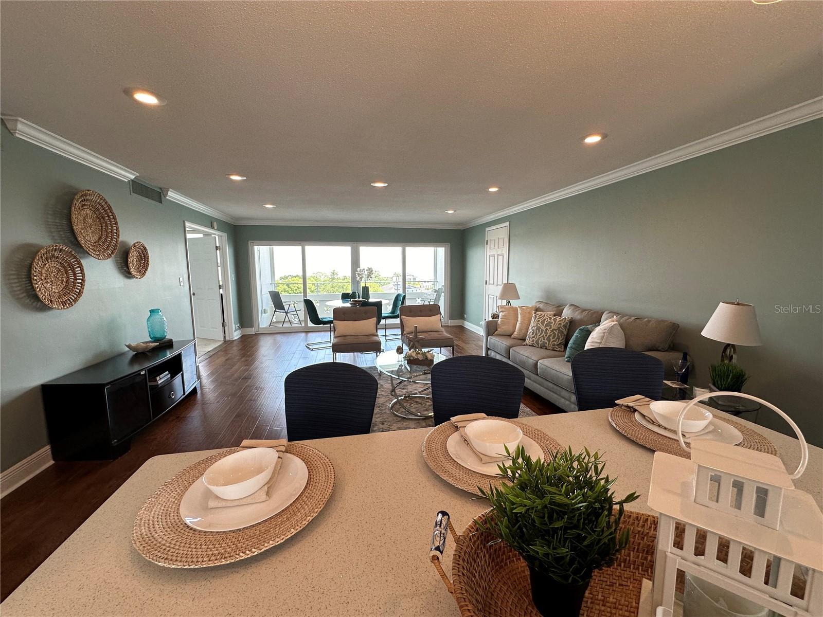 1365 SNELL ISLE BLVD NE #6E