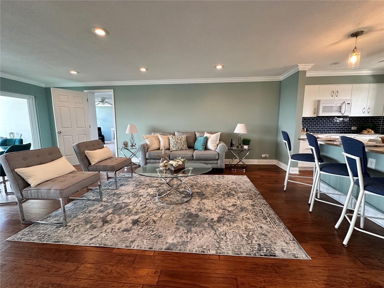 1365 SNELL ISLE BLVD NE #6E