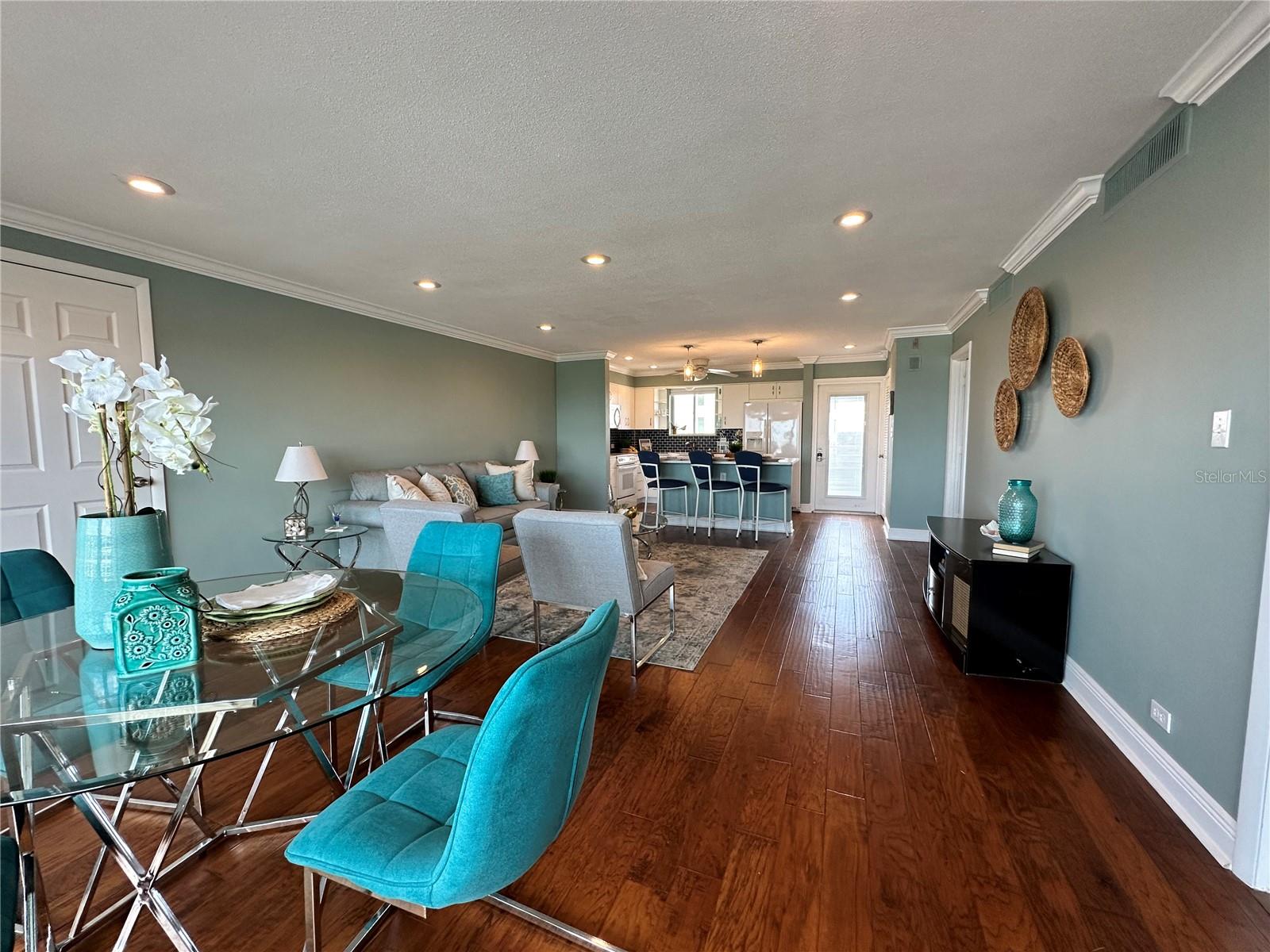 1365 SNELL ISLE BLVD NE #6E