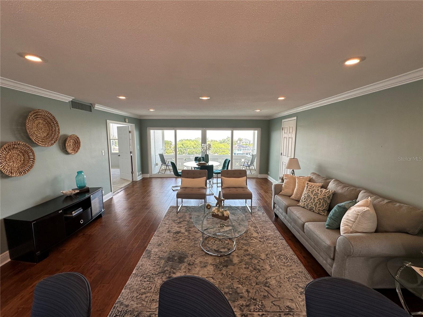 1365 SNELL ISLE BLVD NE #6E