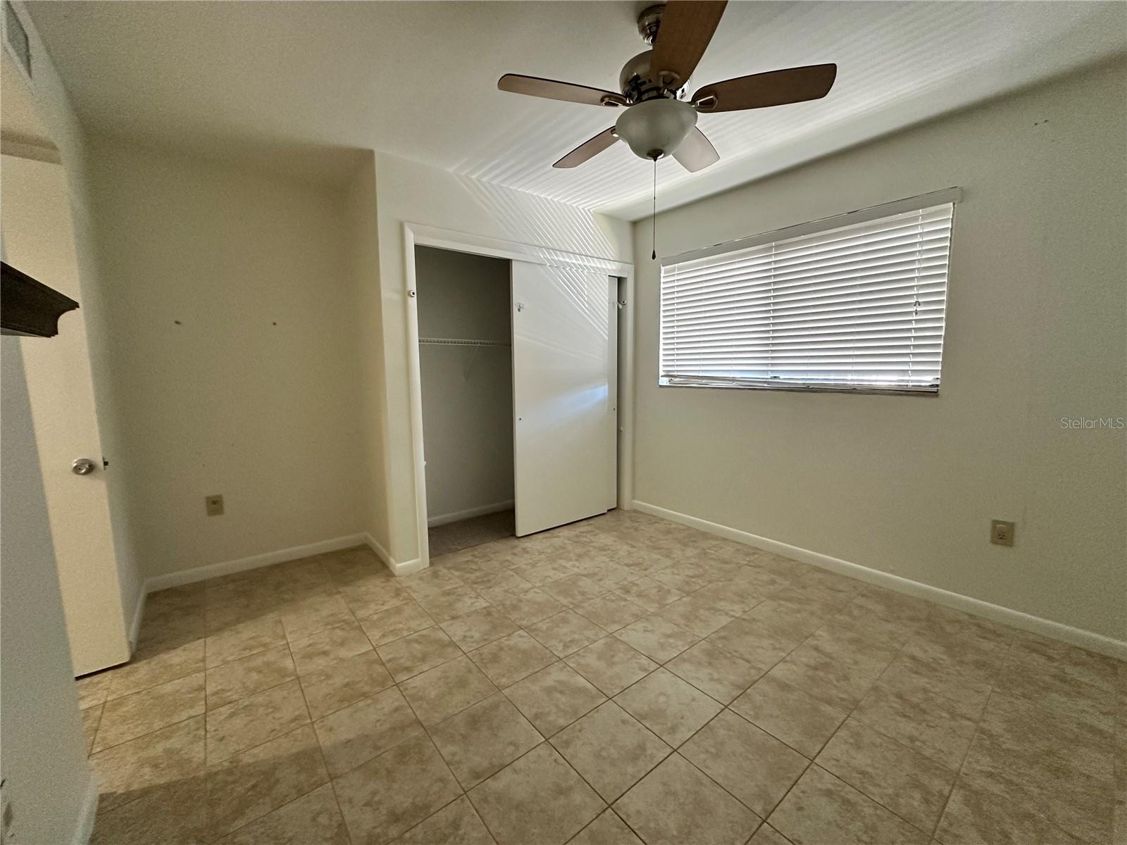 860 S VILLAGE DR N #201