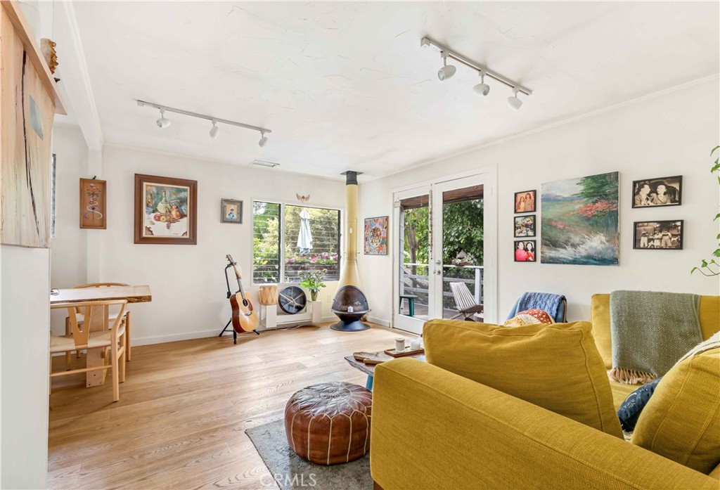 1553 Arroyo Drive