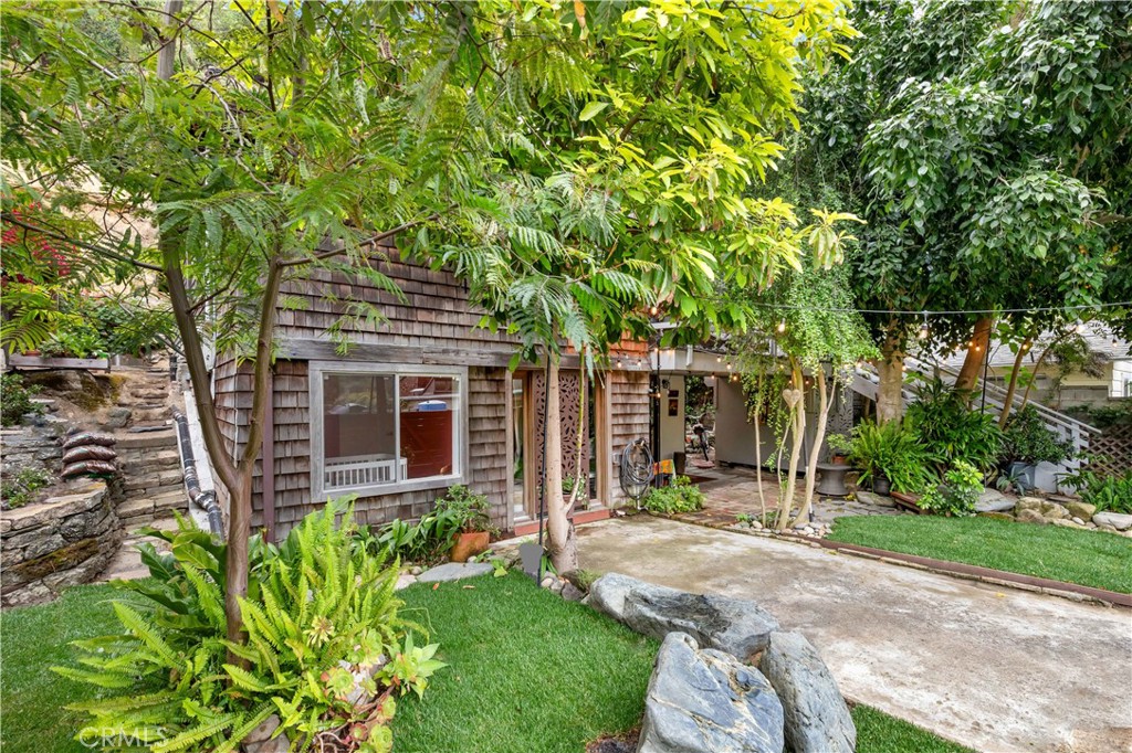 1553 Arroyo Drive