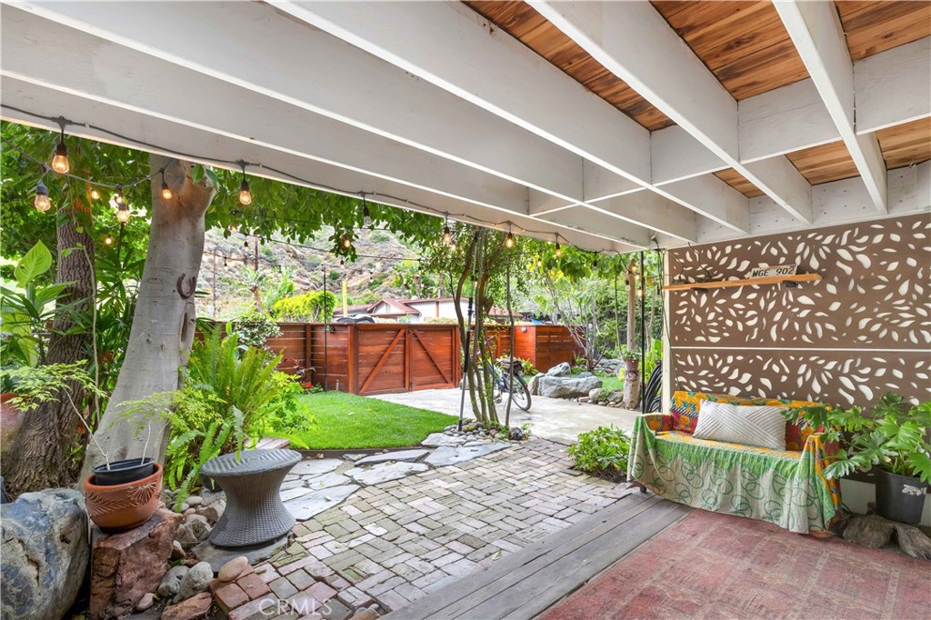 1553 Arroyo Drive