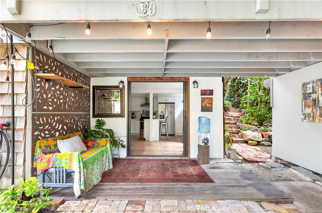 1553 Arroyo Drive