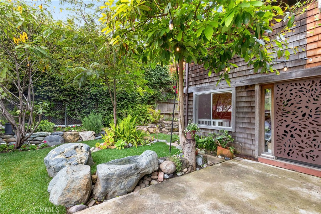 1553 Arroyo Drive