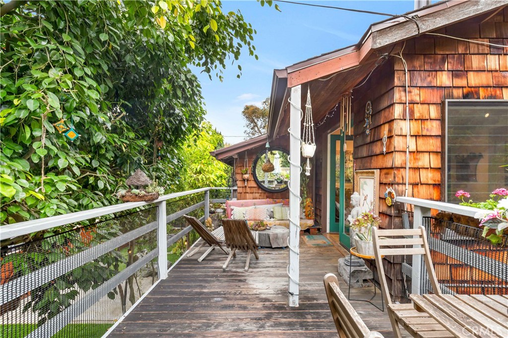 1553 Arroyo Drive