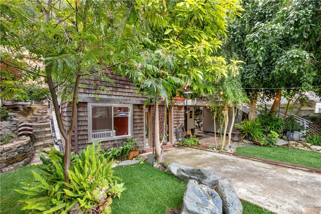 1553 Arroyo Drive