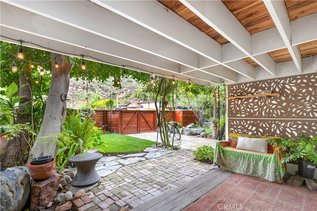 1553 Arroyo Drive