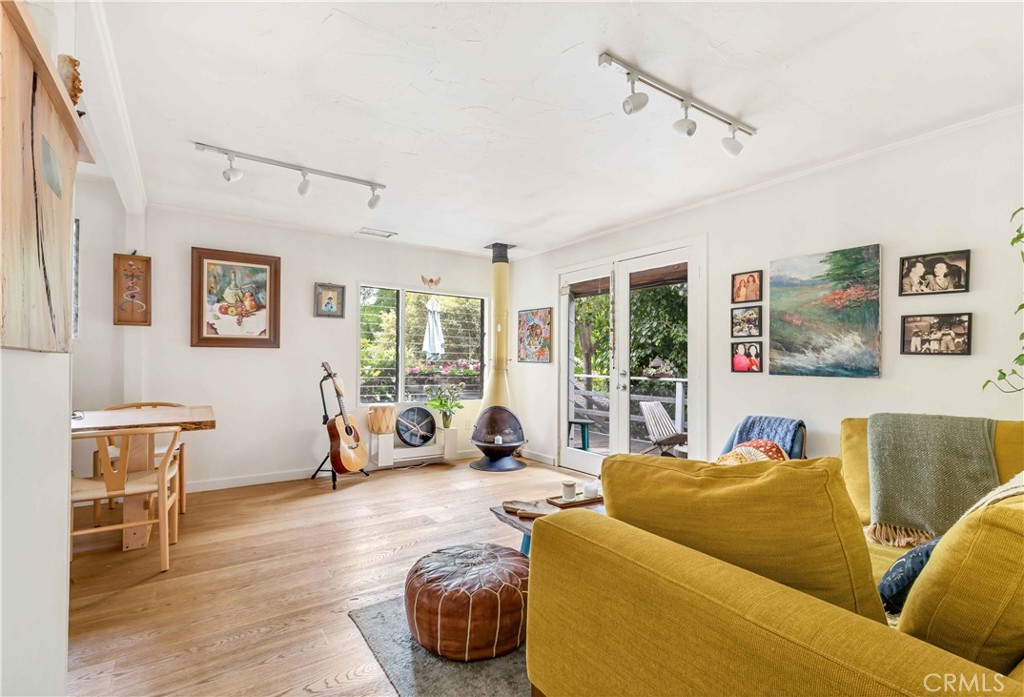 1553 Arroyo Drive