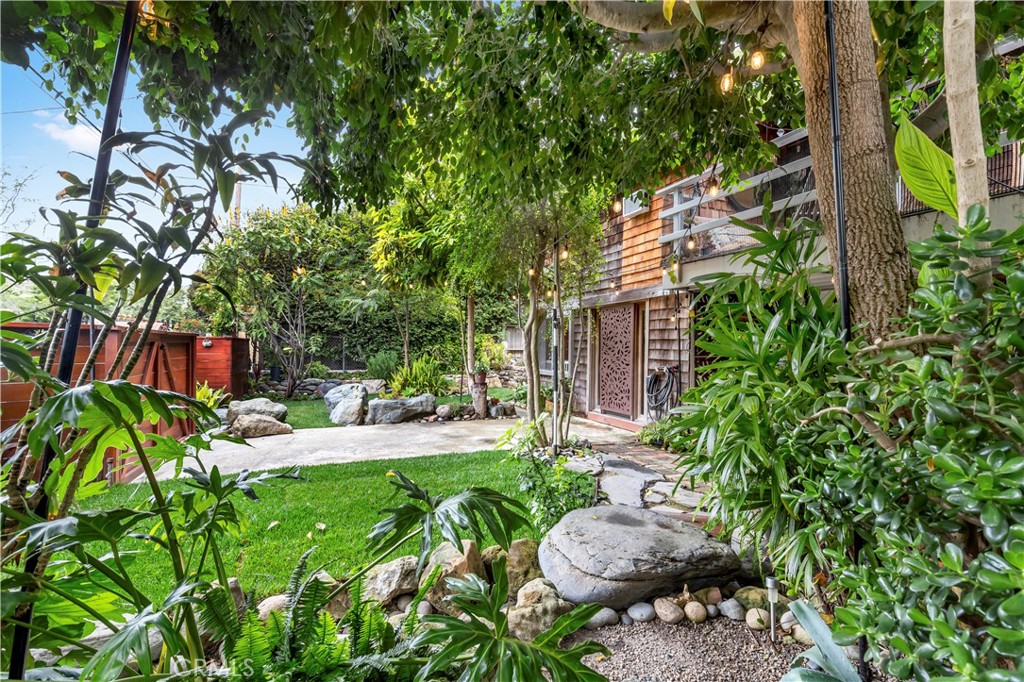 1553 Arroyo Drive