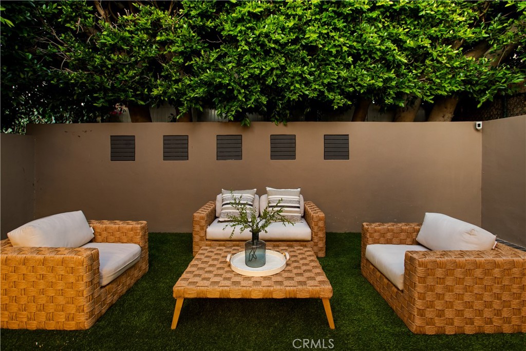928 Quivera Street