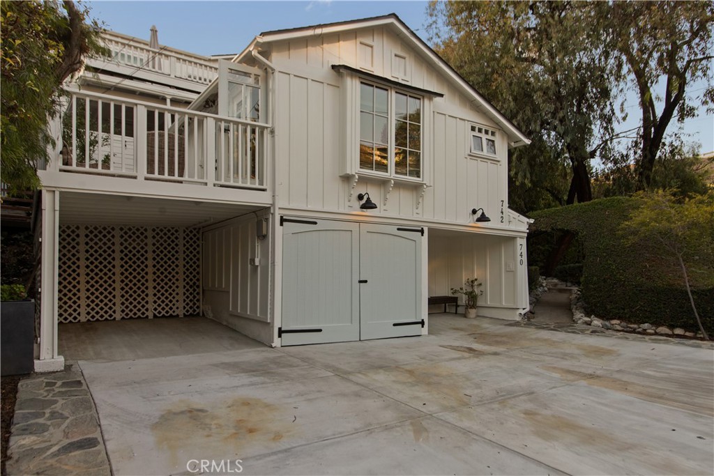 740 Browncroft Drive