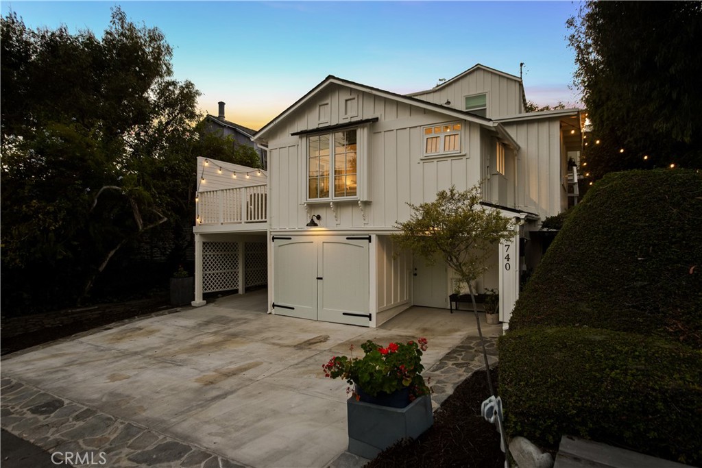 740 Browncroft Drive