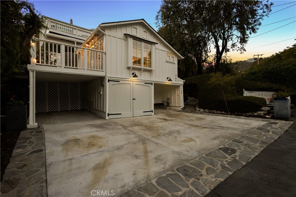 740 Browncroft Drive