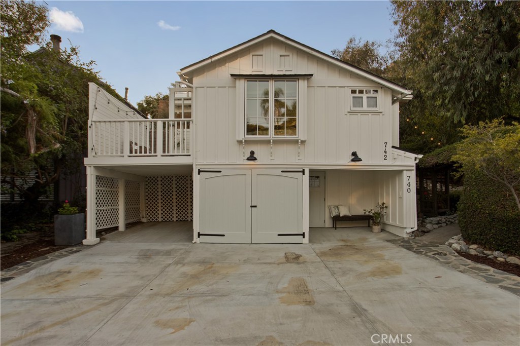 740 Browncroft Drive