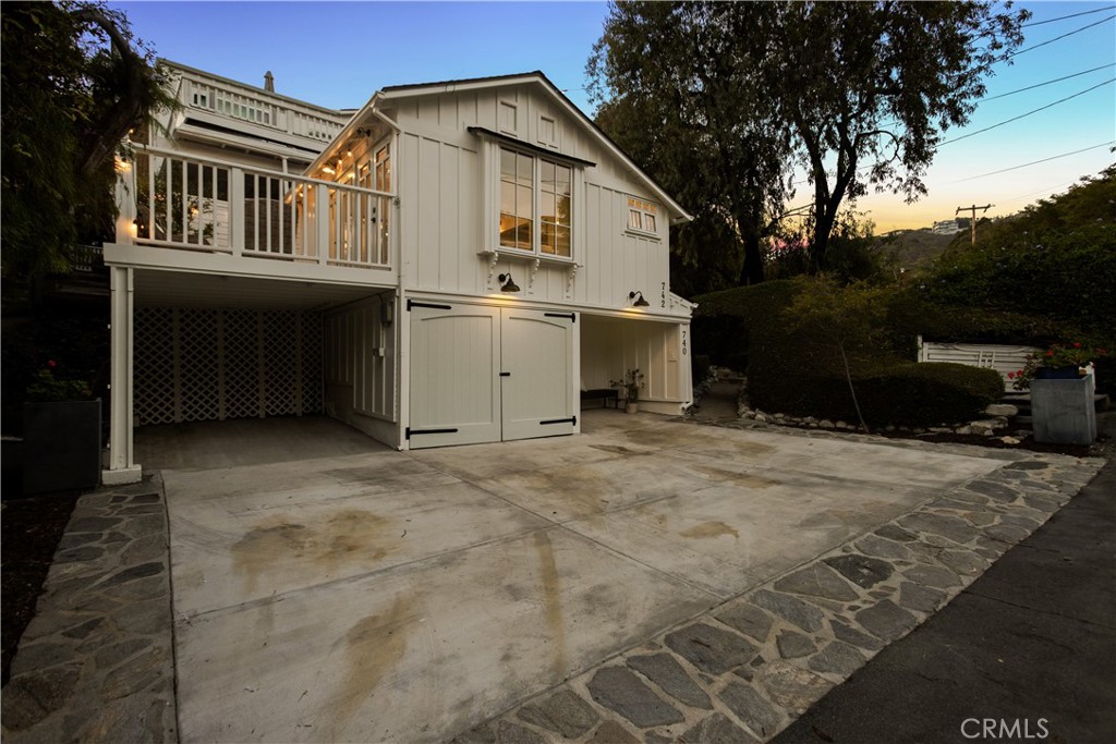 740 Browncroft Drive