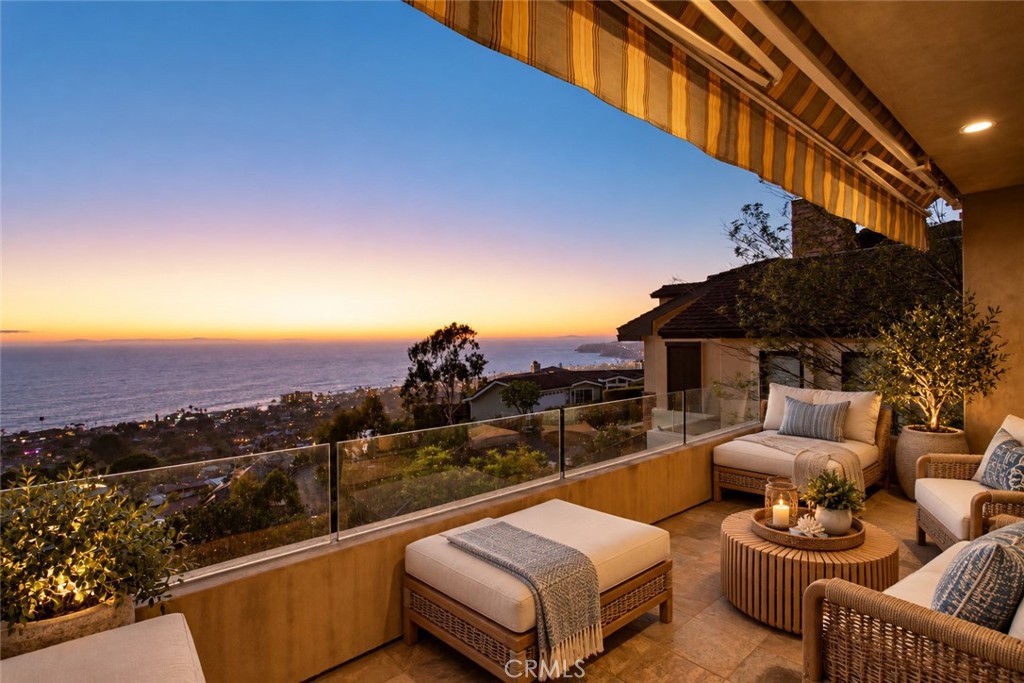 6 Pacific Vista