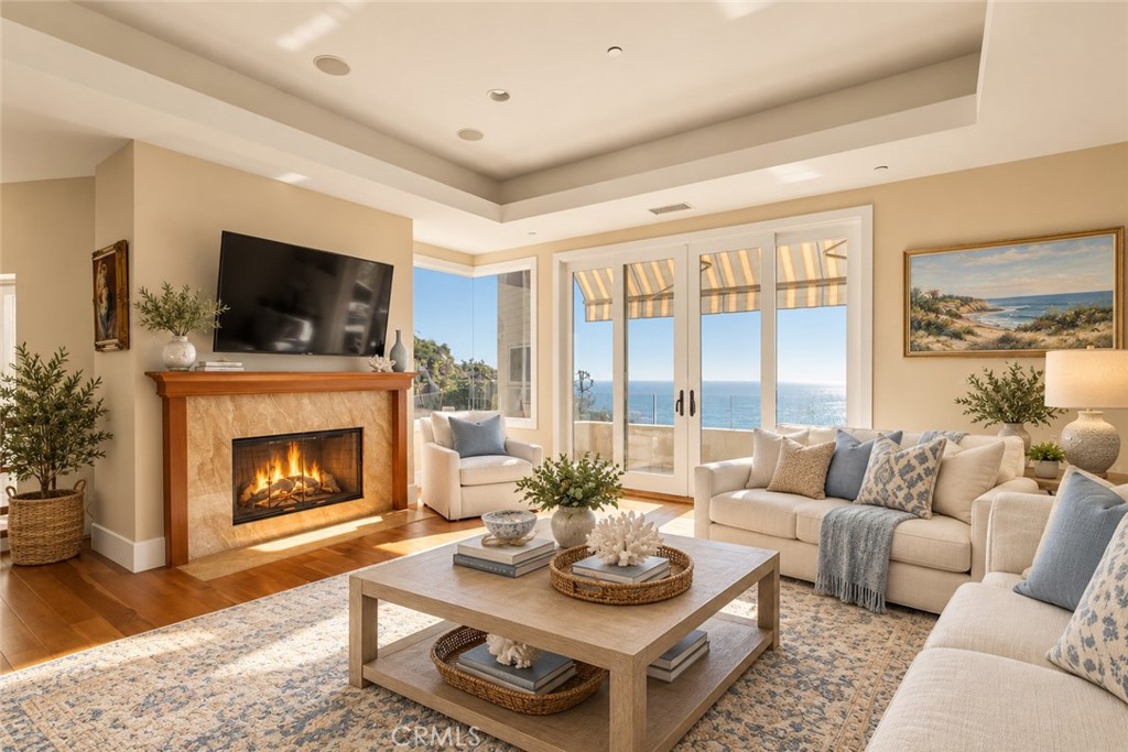 6 Pacific Vista