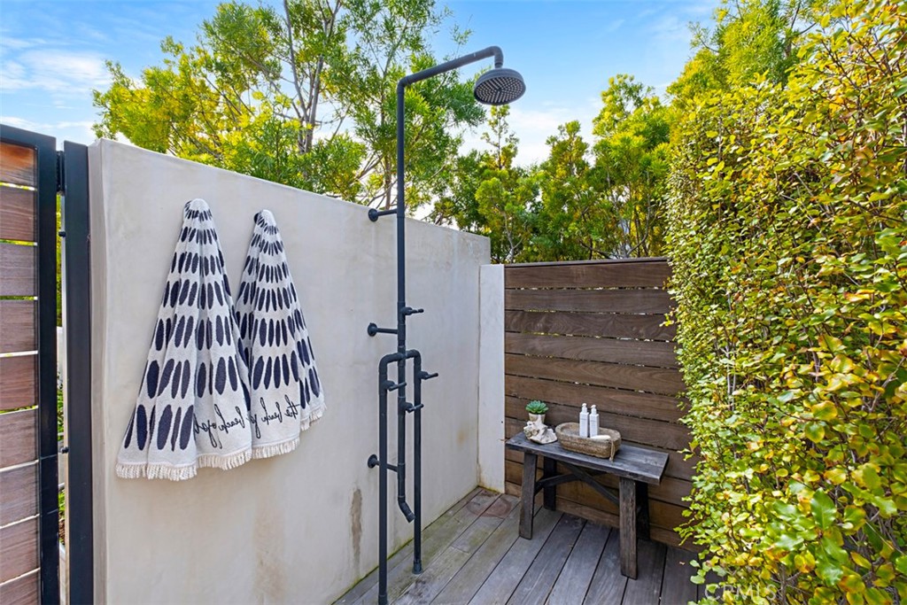 21611 Ocean Vista Drive