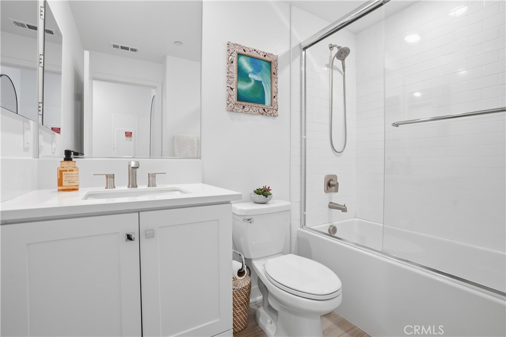 1401 Lasso Way 201