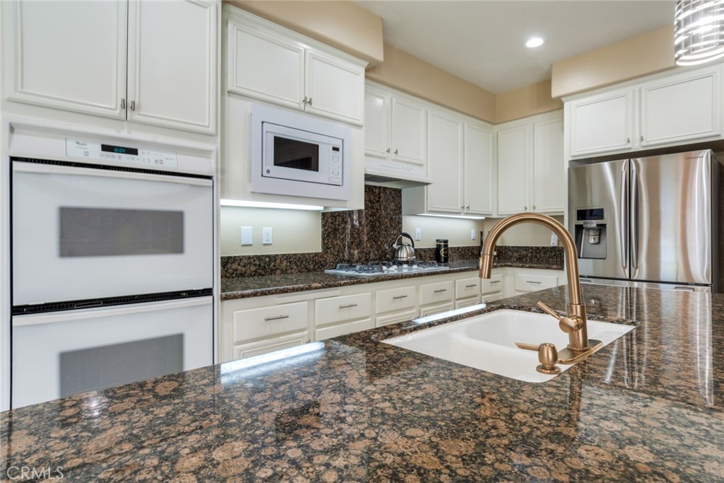 28950 Kennebunk Court