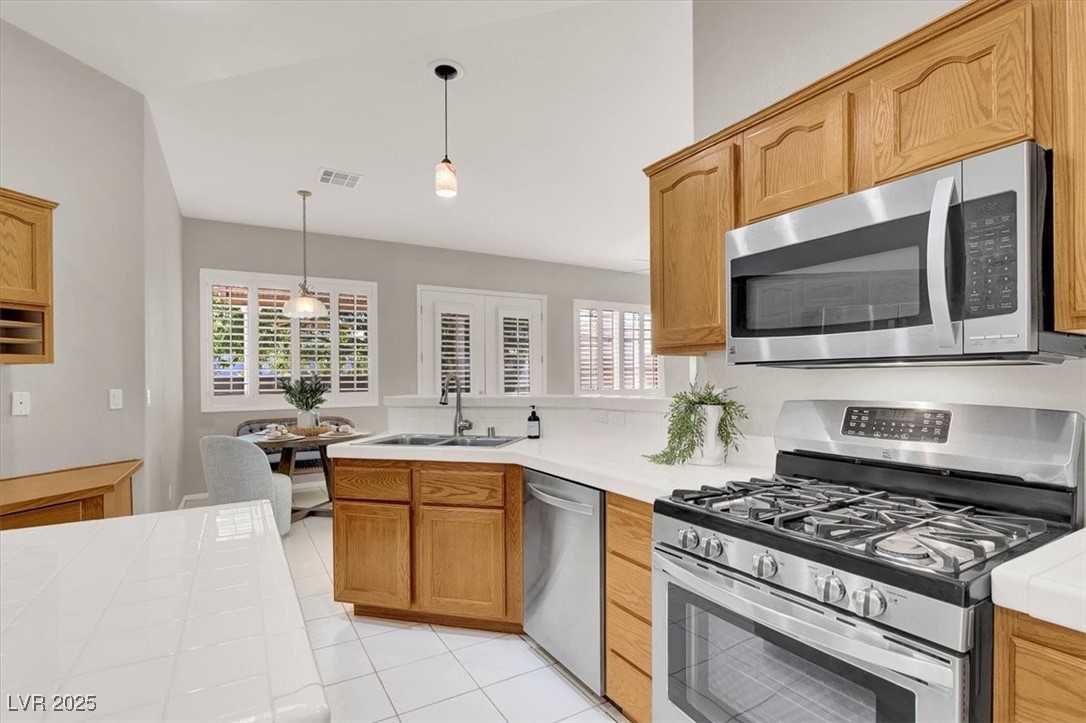 5885 Prospector Trail