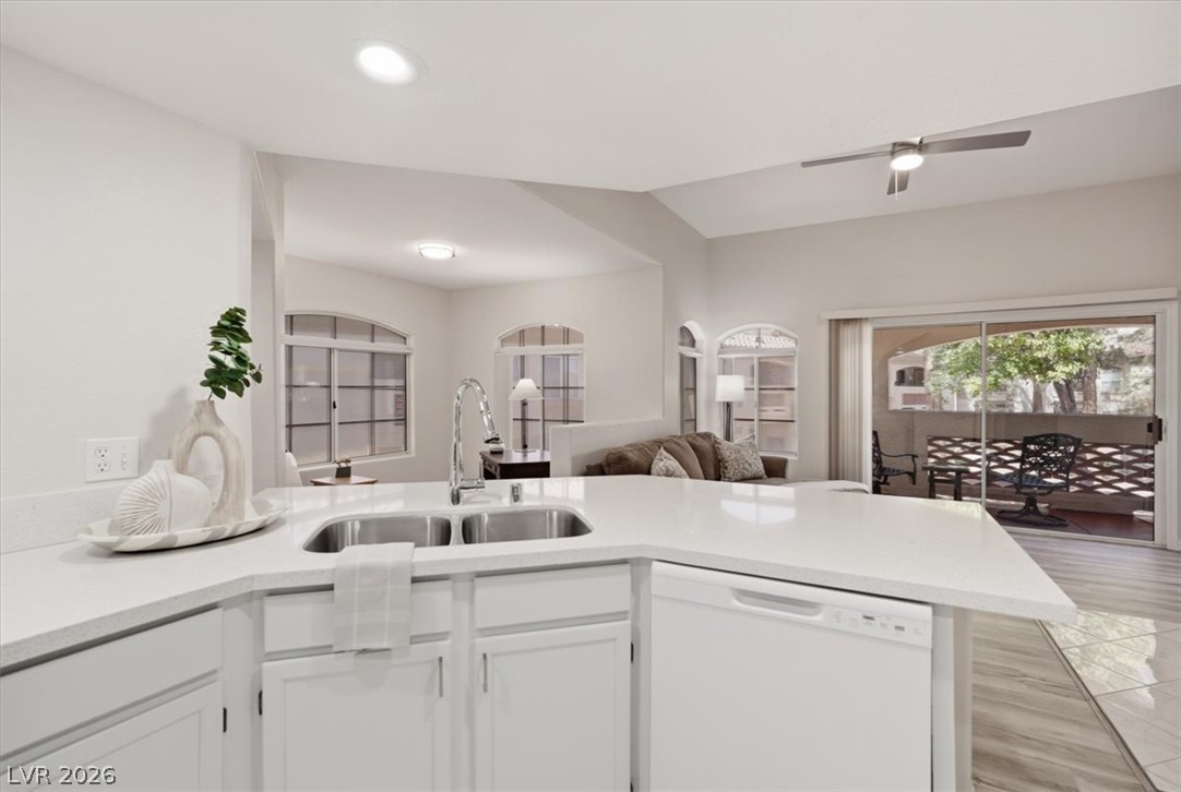 7400 West Flamingo Road 2058