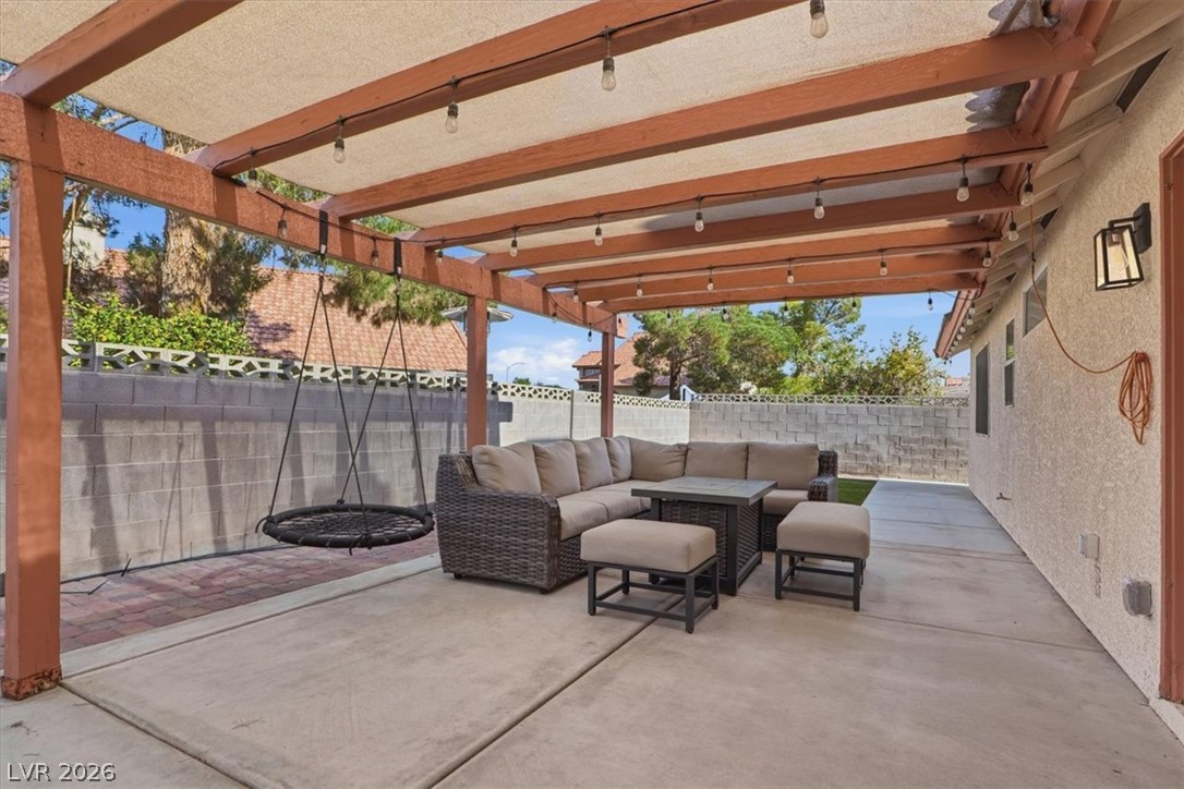 5528 Rock Creek Lane