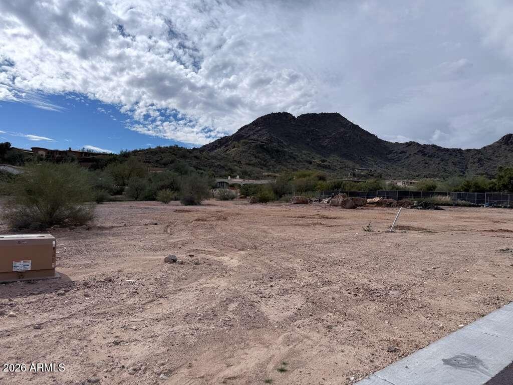 6107 E IRONWOOD Drive 12